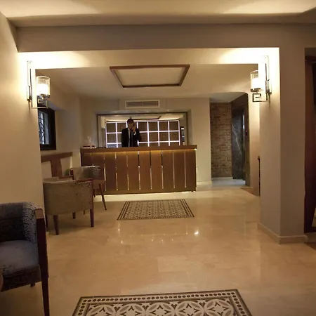 Pera Line Hotel Istanboel