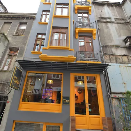 Pera Line Hotel