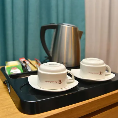 Отель Pera Line 2*