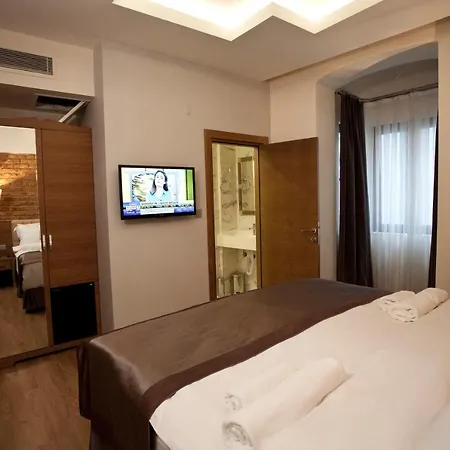 Pera Line 2* Istanbul