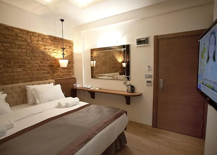 Pera Line 2* Istanbul