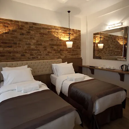 Pera Line Hotel